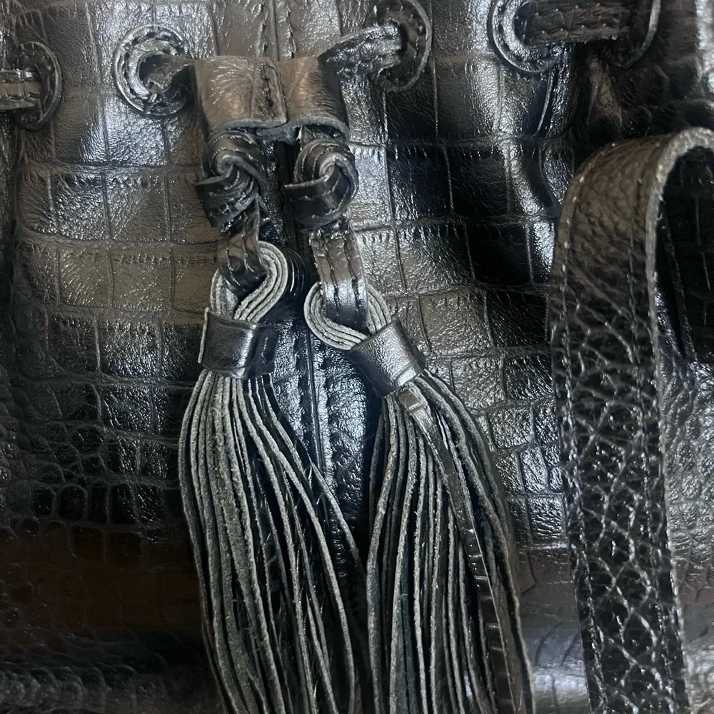 Patricia Nash 100% Leather Drawstring Tassel Witney Tote Bag Black Croc Embossed